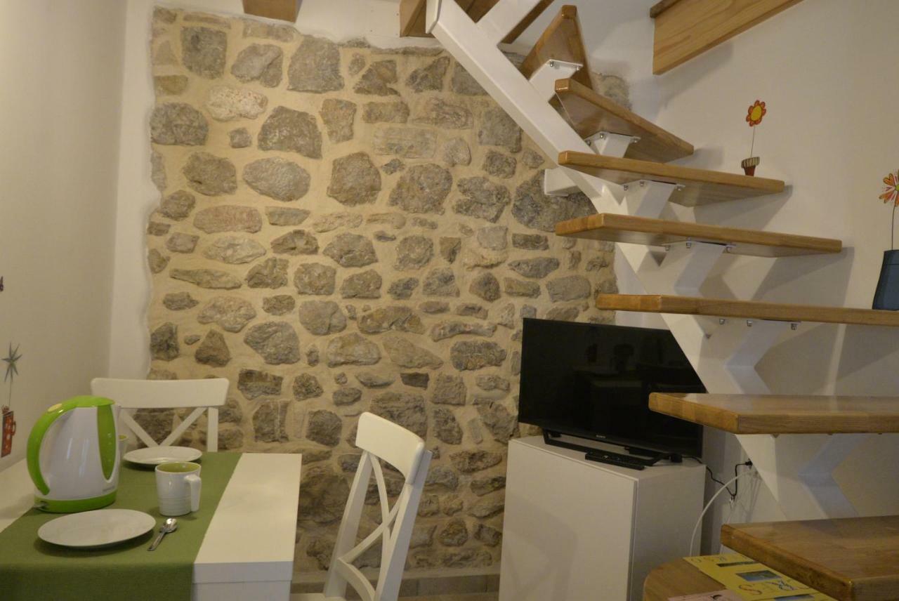 Apartments And Rooms Oliva Cres Extérieur photo